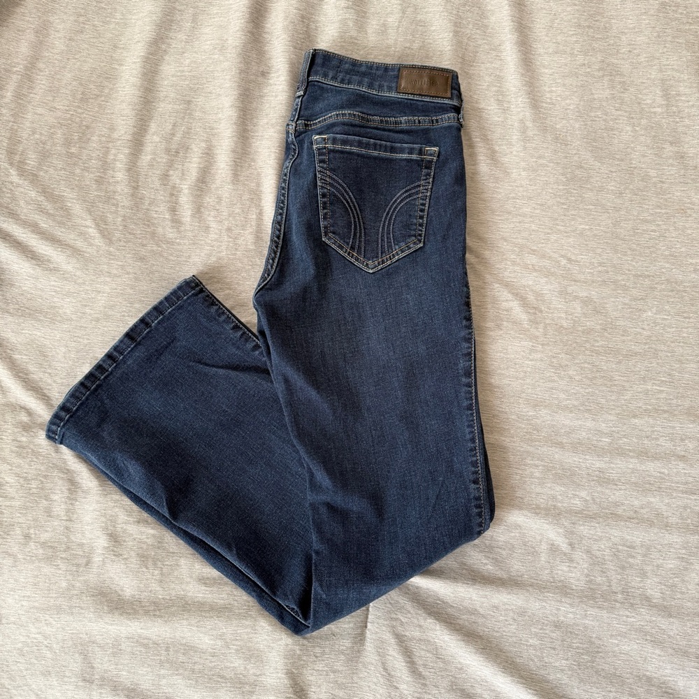 Hollister Mid-Rise Dark Wash Bootcut Jeans - Picture 5 of 8